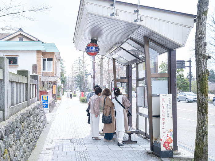 人気 21 世紀 美術館 から 金沢 駅 バス